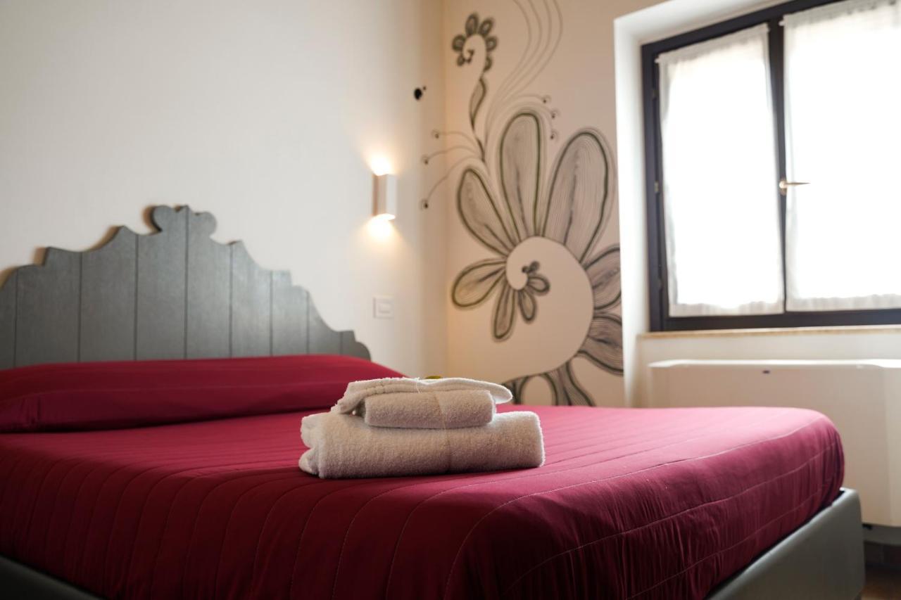 Moretti Village - Sophie Rooms Country House Civitanova Marche Exterior foto